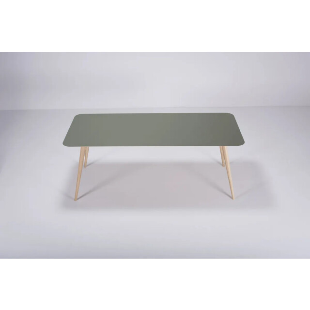 Gazzda Stafa table houten eettafel whitewash met linoleum tafelblad dark olive 200 x 90 cm 2333118 large