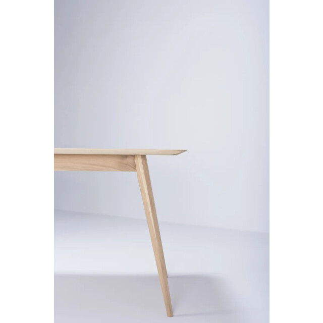 Gazzda Stafa table houten eettafel whitewash met linoleum tafelblad dark olive 200 x 90 cm 2333118 large