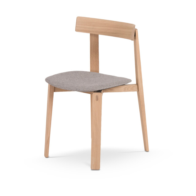 Gazzda Nora chair houten eetkamerstoel whitewash met licht kussen 2028651 large