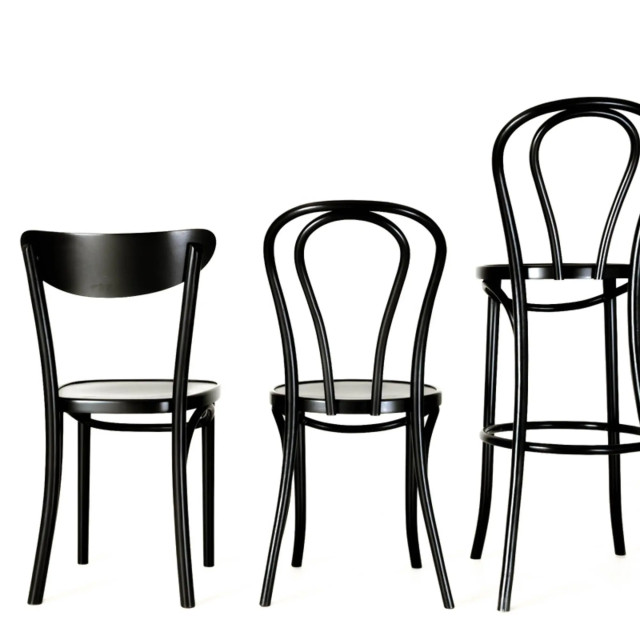 Fameg Vienna thonet no. 18 houten bistrostoel gebeitst 2036817 large