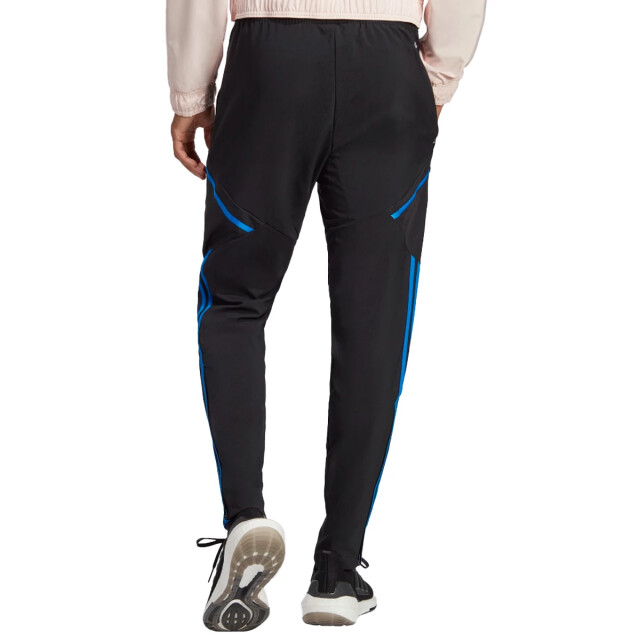 Manchester United Presentatie trainingsbroek 125180 large