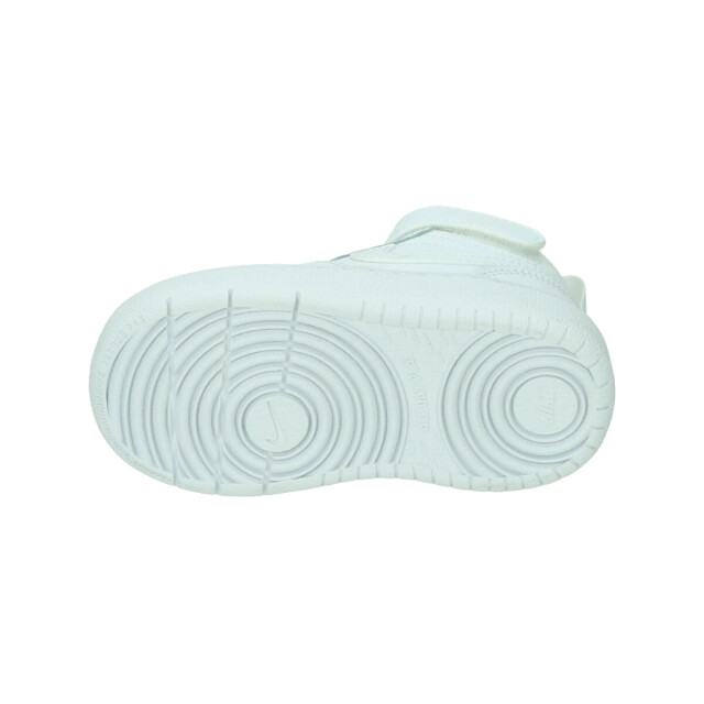 Nike Court borough mid 2 119259 large