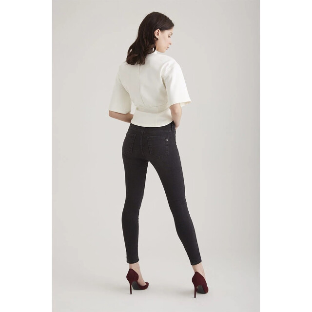 Cup of Joe Reshape super skinny denim black denim 4101.81.0232 large