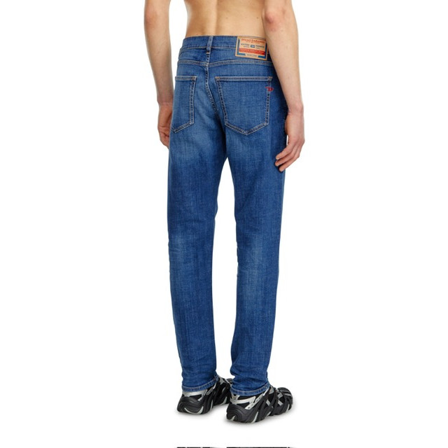 Diesel D-strukt 2019 09k04 regular  tapered fit jeans die 09K04/D-STRUKT 2019 large