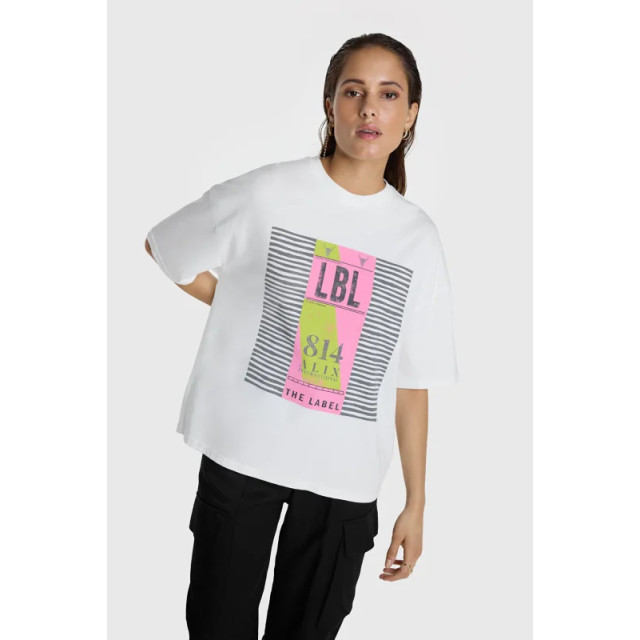 Alix The Label Travel t-shirt - Travel t-shirt - Alix The Label large