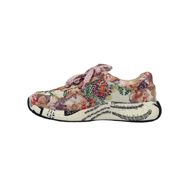 Laura Vita Burton 05 Burton 05 large
