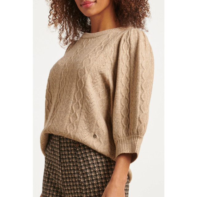 Smashed Lemon 23612 gestructureerde gebreide top met pofmouwen in sand 23612-720-XXL large