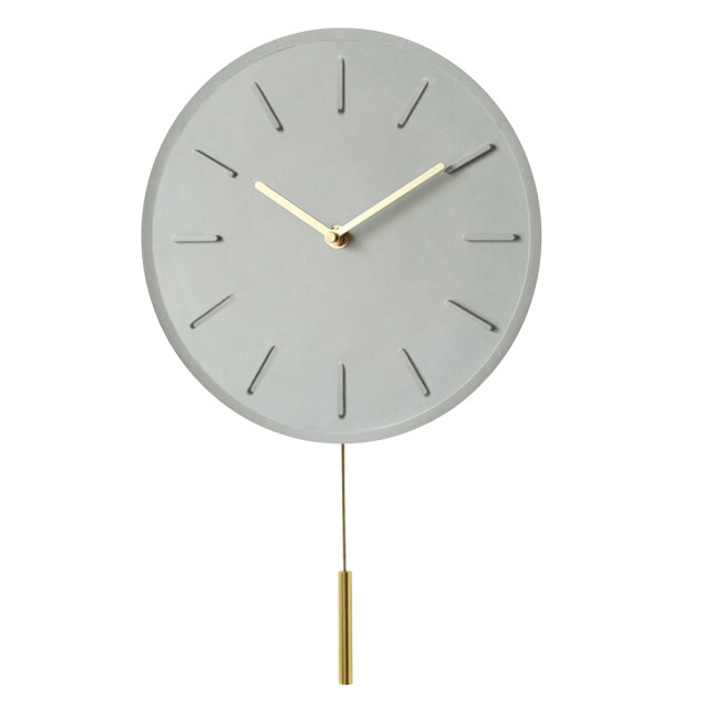 QUVIO Wandklok beton klassiek met slinger grijs 1394997 large