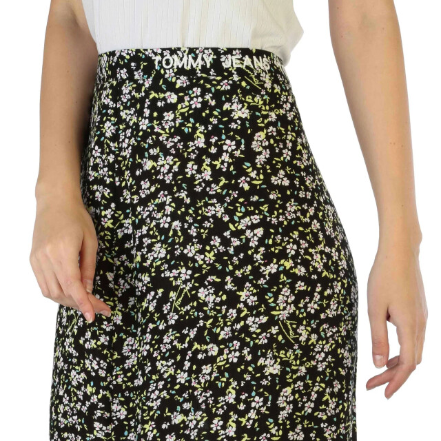 Tommy Hilfiger Lange rok met bloemenprint Tommy Hilfiger Zwart Lange Rok Met Bloemenprint large