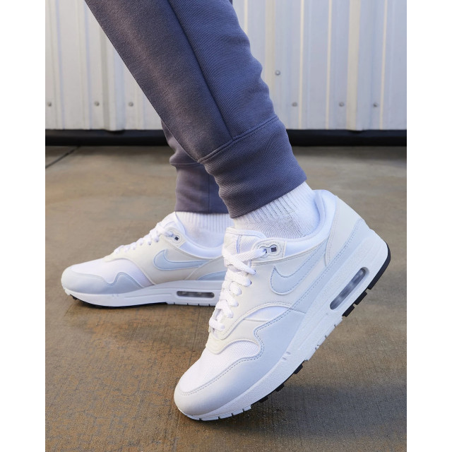 Nike Air max 1 wit/platinum tint//football grey DZ2628-105 large