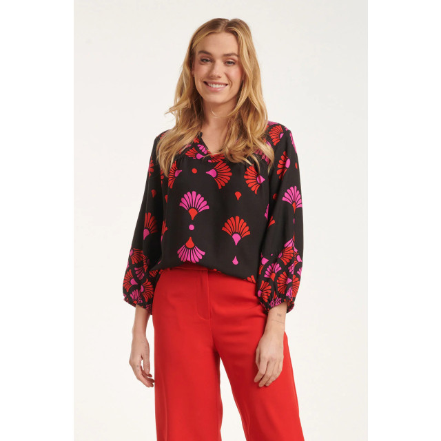 Smashed Lemon 24539 zwarte top met fuchsia en rode grafische print 24539-999-998 large