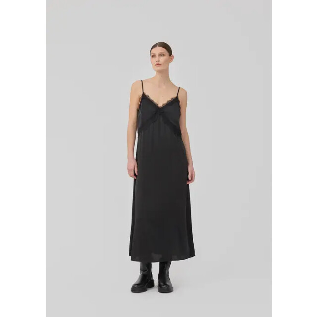 Modström Mo tenja dress MO Tenja Dress/07090 Black large