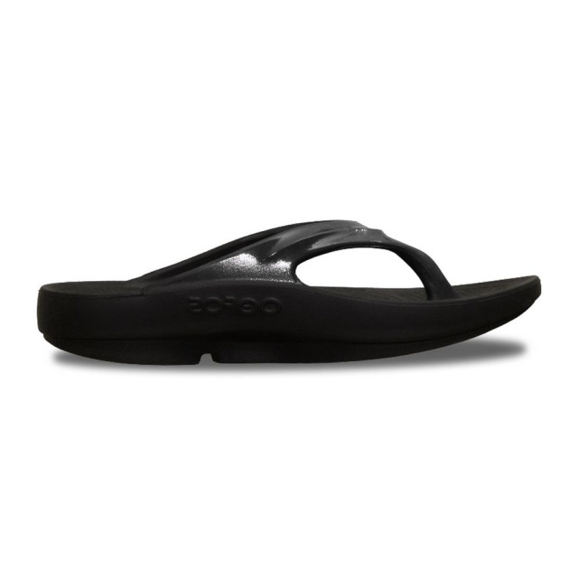 OOfos Oolala 1400-blck-black patent OOlala large