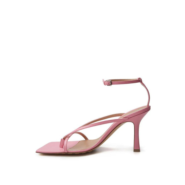 Bottega Veneta Elegante leren sandalen Bottega Veneta Elegante Roze Leren Sandalen large