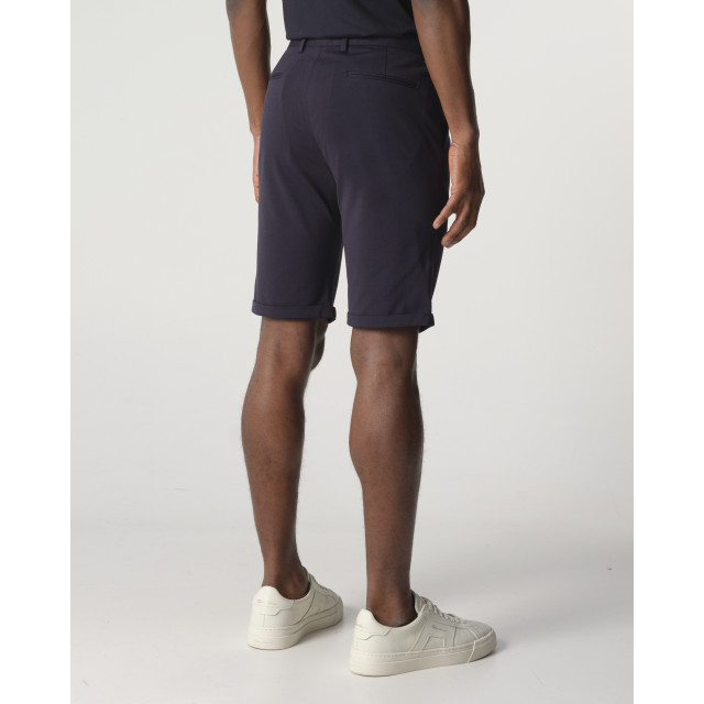 Genti Short 092151-001-52 large