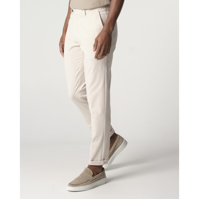 Genti Chino 092150-001-54 large