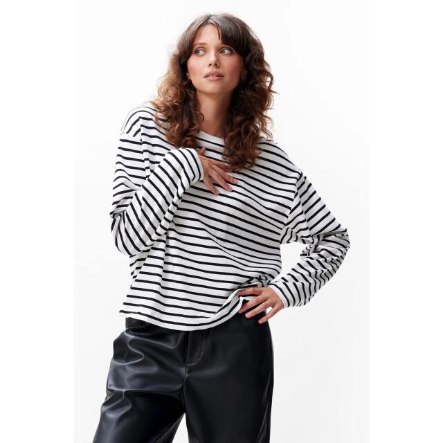 Catwalk Junkie 2402040601 relaxed stripe long sleeve 2402040601 Stripe long sleeve large