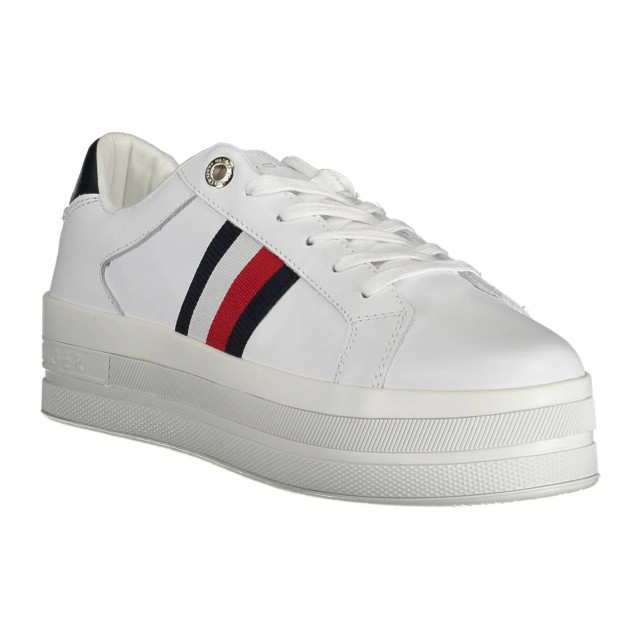 Tommy Hilfiger Slanke te sneakers met milieubewuste uitstraling Tommy Hilfiger Slanke witte sneakers met milieubewuste uitstraling large