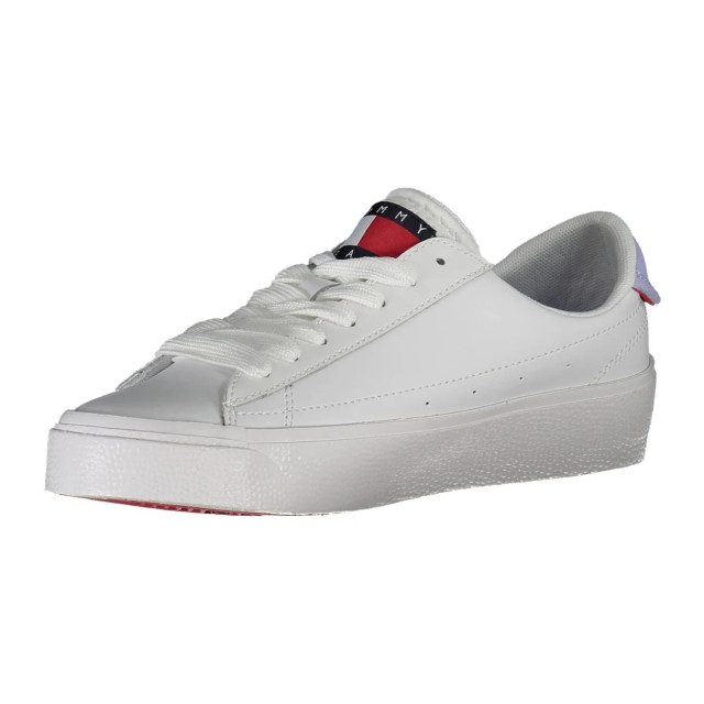 Tommy Hilfiger Eco-conscious te sneakers met logoaccenten Tommy Hilfiger Eco-Conscious witte sneakers met logoaccenten large