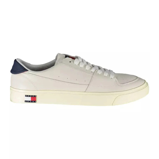 Tommy Hilfiger Eco-conscious te sneakers met logodetail Tommy Hilfiger Eco-Conscious witte sneakers met logodetail large