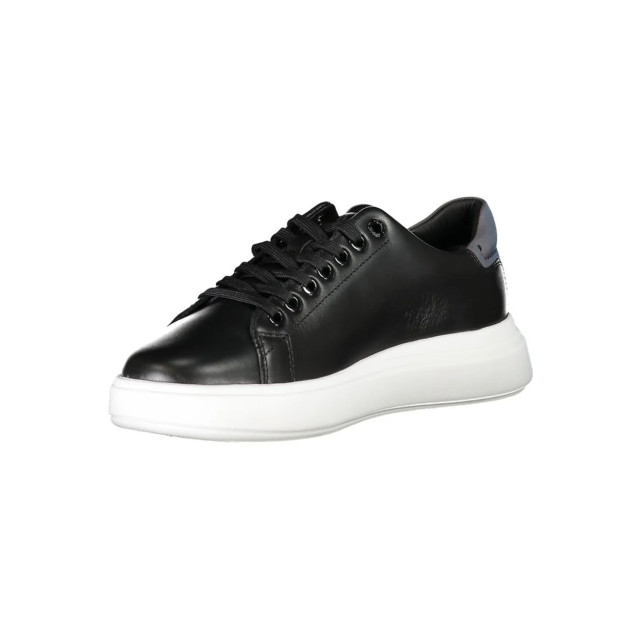 Calvin Klein Chique sneakers met contrasterende veters Calvin Klein Zwarte Chique Sneakers Met Contrasterende Veters large