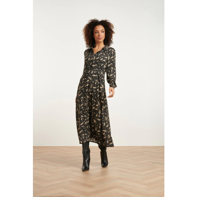 Smashed Lemon 24762 getailleerde jurk met bladerenprint | 24762-999-010 large