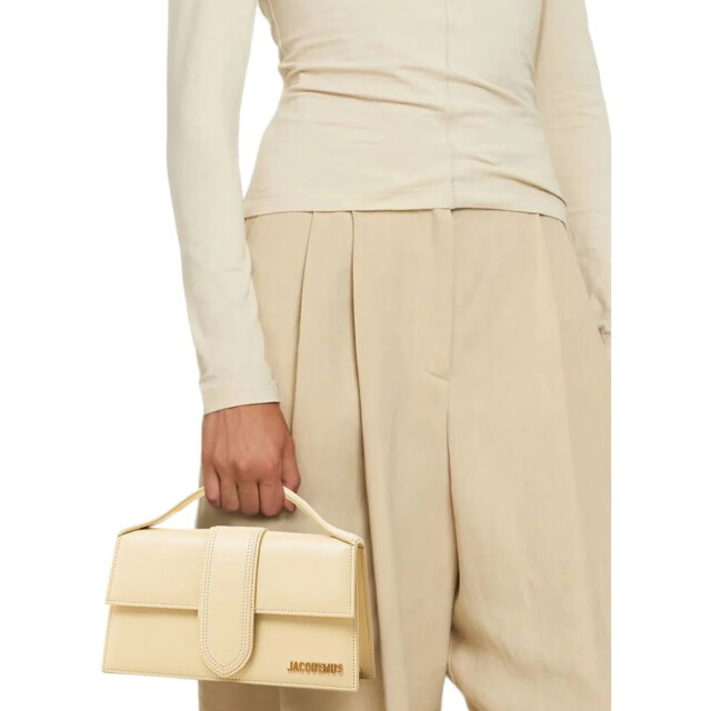 Jacquemus Le grand bambino schoudertas Jacquemus Geel Le Grand Bambino Schoudertas large
