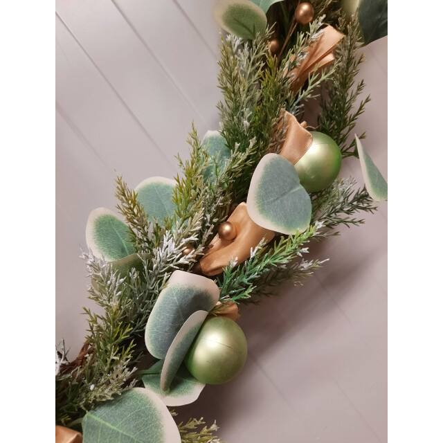 Furnilux Kerstkrans met warme led verlichting op batterij – 2x aa Ø 45 cm 3015271 large
