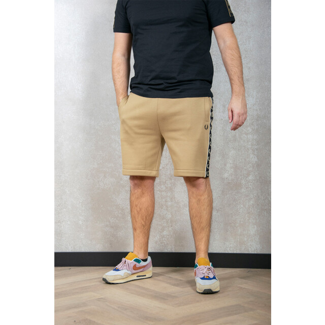 Fred Perry Taped sweat short 155.81.0033 large