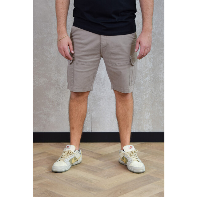 Purewhite Garment dye cargo shorts 158.81.0001 large