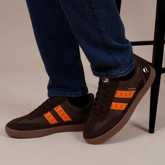 Q1905 Sneaker platinum donkerbruin/oranje QM1244616-800-2 large