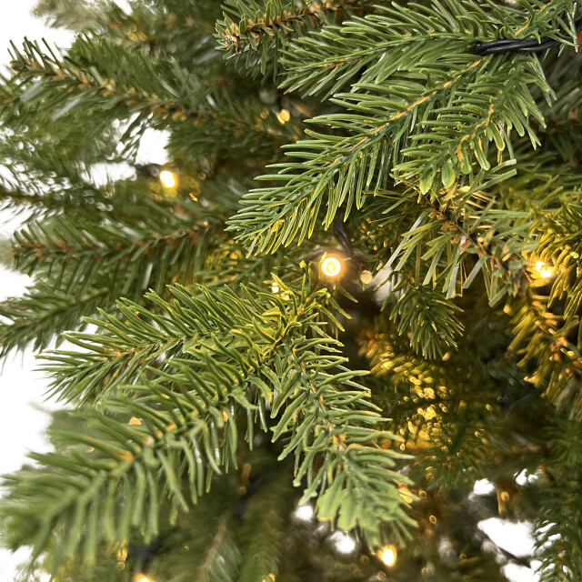 Excellent Trees ® led ulvik 150 cm premium kerstboom met 250 lampjes 2612682 large