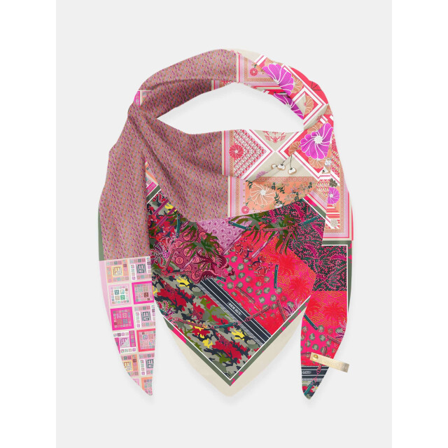 Mucho Gusto ® sjaal st. tropez rood roze bloem patchwork MUCHO GUSTO® Sjaal St. Tropez Rood Roze Bloem Patchwork large