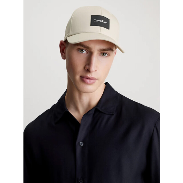 Calvin Klein Skate cap KM0KM00983 large