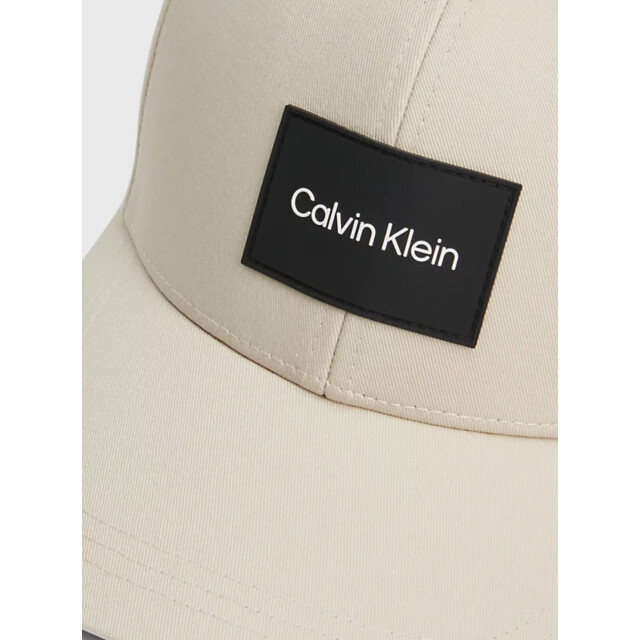 Calvin Klein Skate cap KM0KM00983 large