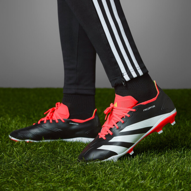 Adidas Voetbalschoenen IG7762 large