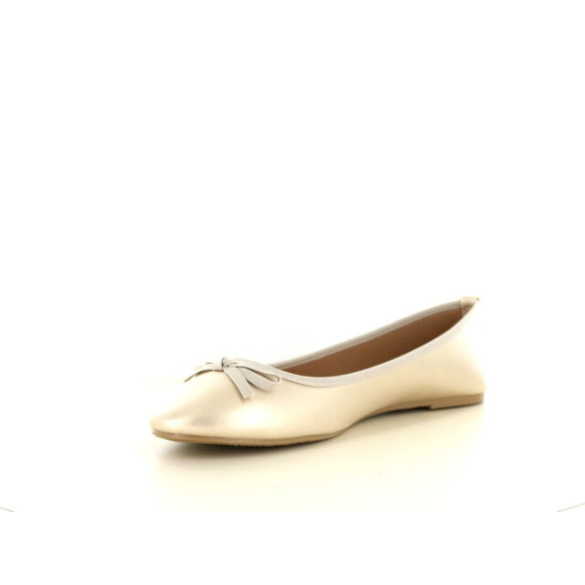 Claudia Ghizzani 2bb0382001 220.97.056 220.97.056 large