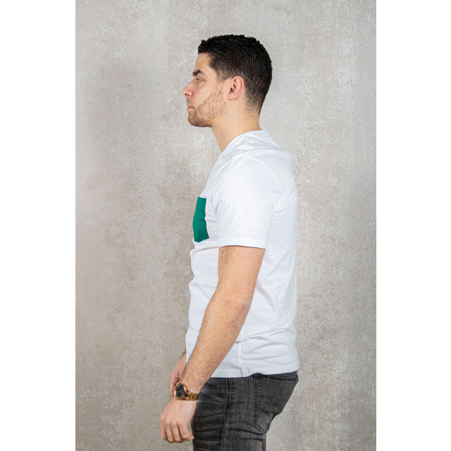 Lyle and Scott Contrast pocket t-shirt 100.00.0917 large