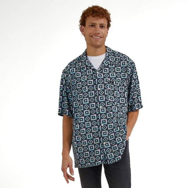 Lee Loose resort washed black LL33EGON large