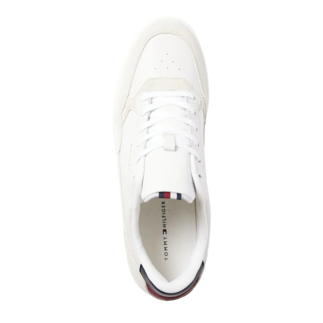 Tommy Hilfiger Eco-conscious te sneakers met logoaccent Tommy Hilfiger Eco-Conscious witte sneakers met logoaccent large