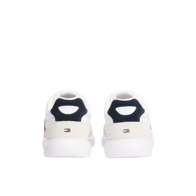 Tommy Hilfiger Strakke te sneakers met contrasterende accenten Tommy Hilfiger Wit Sneakers Met Contrasterende Accenten large