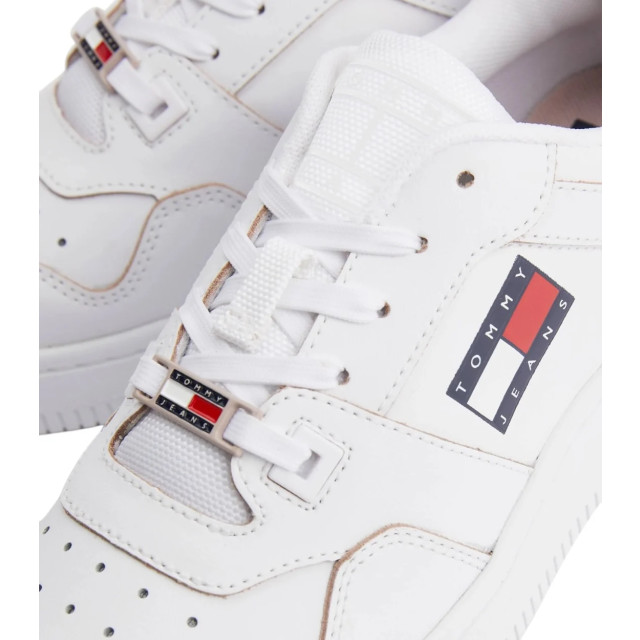 Tommy Hilfiger Chique te sneakers met logodetail Tommy Hilfiger Wit Sneakers Met Beige Details large