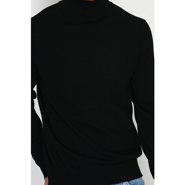William de Faye Coltrui - WFM143_Black large