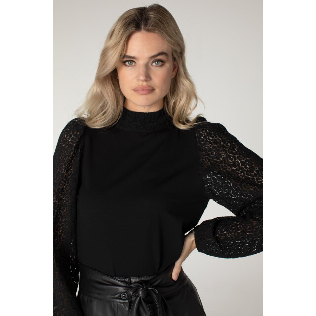 Jansen Amsterdam Beak top met kanten pofmouw black 0-3-1-2-1-3-1-1-2-1-1-3-1-1-2-1-2-2-2-2-1-1-1-2-1-1-2-1 large