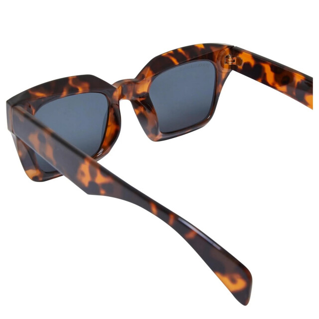 Urban Classics Unisex volwassen poros zonnebril met ketting UTTN581_amber large