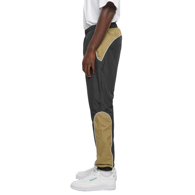 Urban Classics Heren trainingsbroek met contrasterende biezen UTTN1237_black large