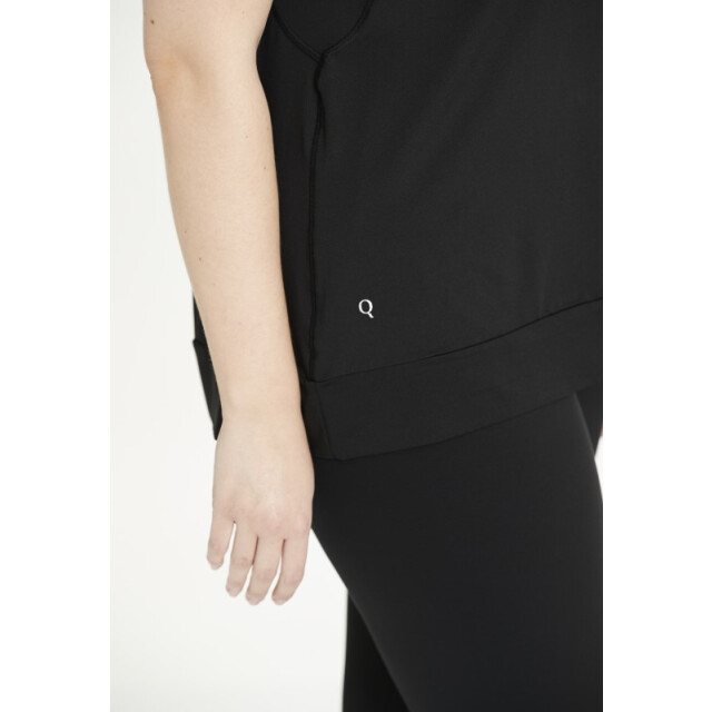 Q Sportswear Hella w ss tee eq193325-1001 Q Sportswear HElla W SS Tee eq193325-1001 large