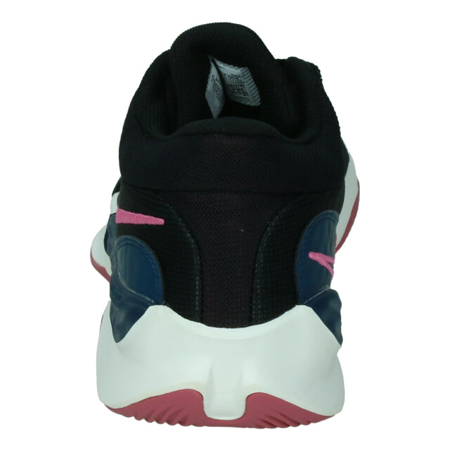 Nike Renew elevate iii 124459 large