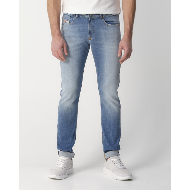 Diesel 1979 sleenker jeans 099367-001-31/32 large
