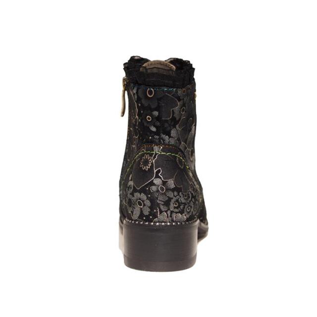 Laura Vita Emcmao 45 Emcmao 45 large